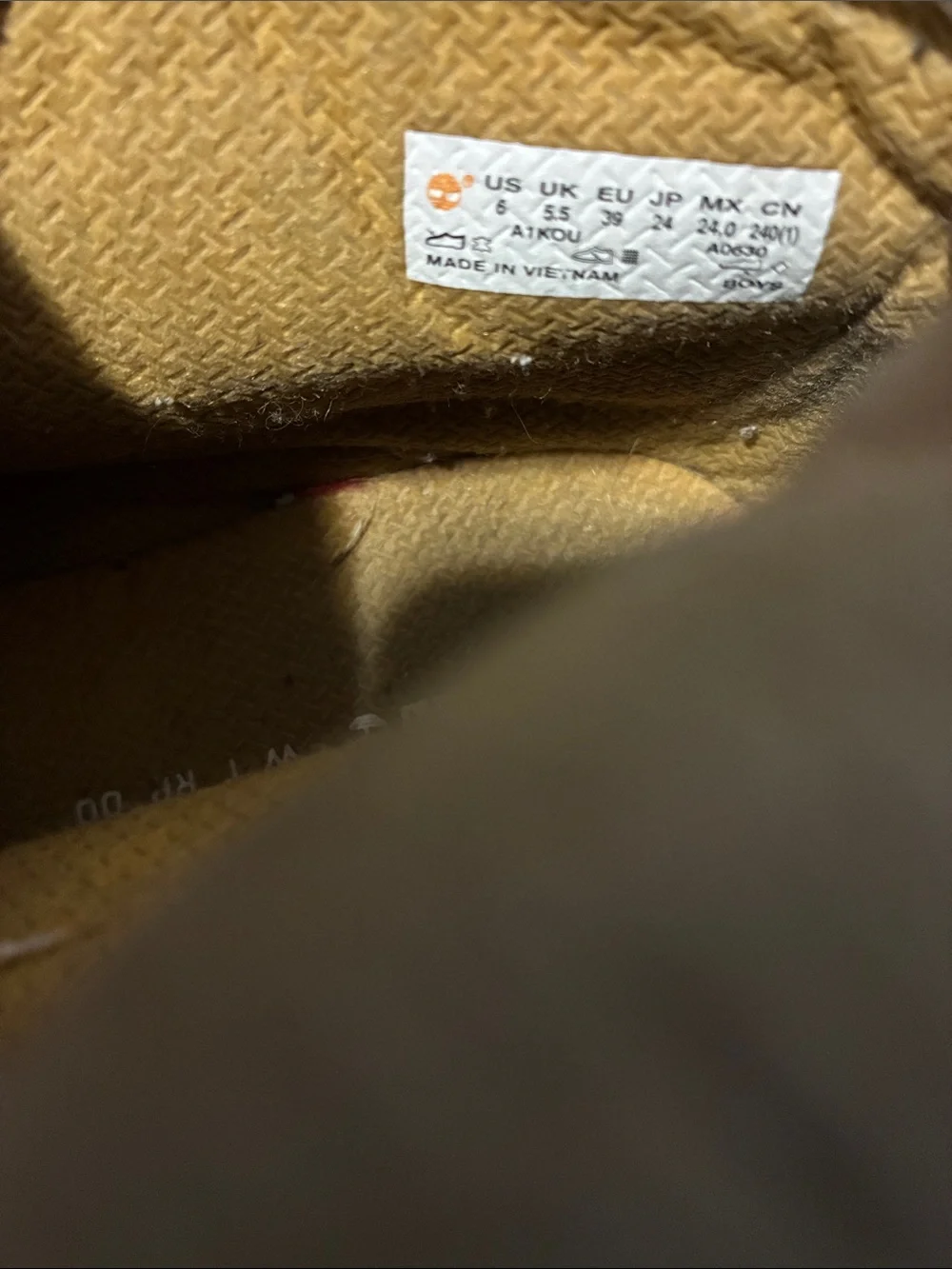 Cream timberland 6 inch premium boots